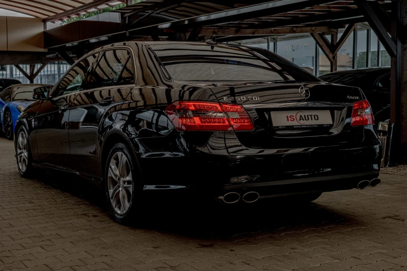 Mercedes-Benz E 250 AMG/4Matic/Distronik/Side Assist/Leader brown/BiXe, снимка 5 - Автомобили и джипове - 51124640