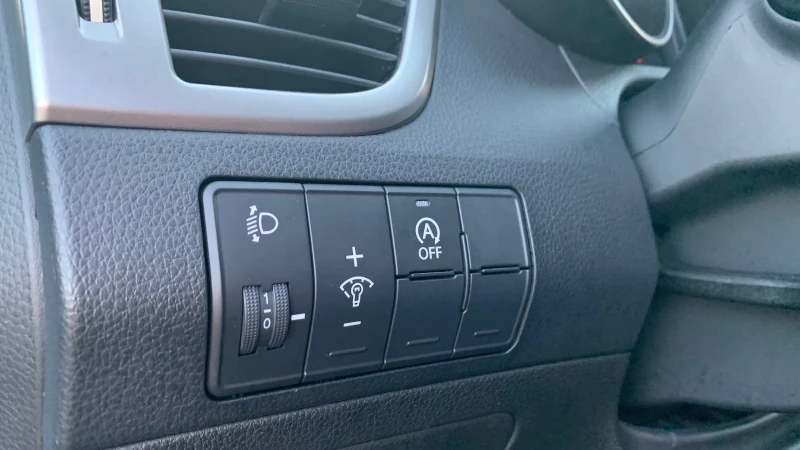 Hyundai I30 1.6crdi* 110hp, снимка 15 - Автомобили и джипове - 51629373