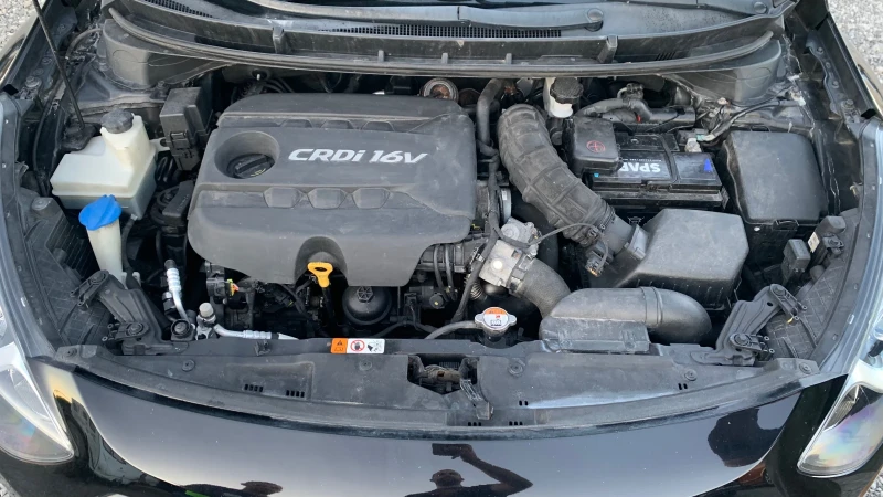 Hyundai I30 1.6crdi* 110hp, снимка 17 - Автомобили и джипове - 51629373