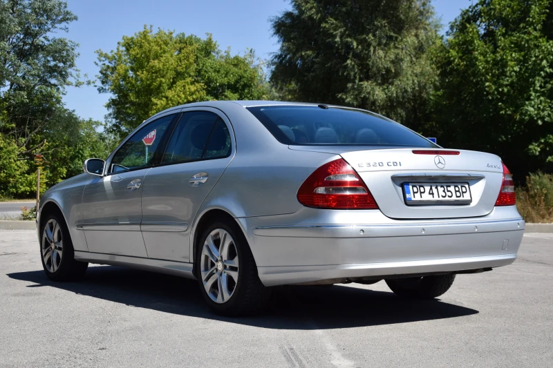 Mercedes-Benz E 320, снимка 5 - Автомобили и джипове - 52623295