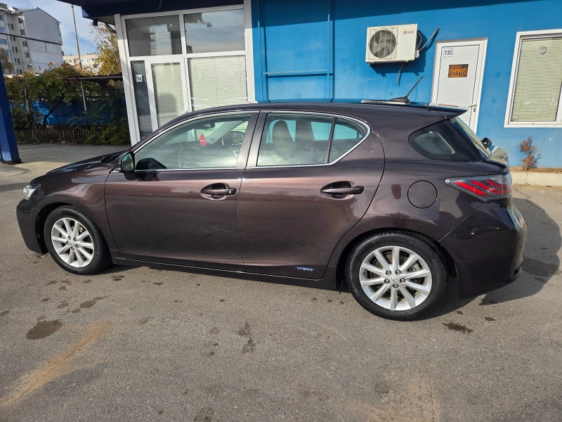 Lexus CT 200h Luxury, снимка 4 - Автомобили и джипове - 52246584