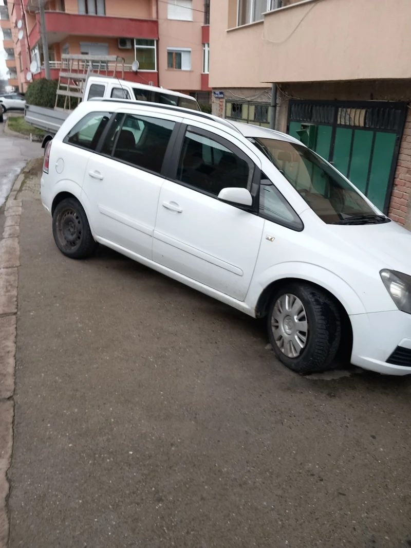 Opel Zafira 1.9cdti, снимка 2 - Автомобили и джипове - 52584325