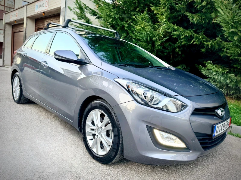 Hyundai I30 1.6CRDI PANORAMA KEYLESS-GO PODGREV NAVI , снимка 3 - Автомобили и джипове - 52764992