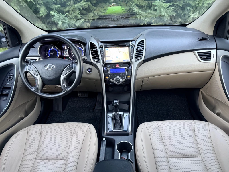 Hyundai I30 1.6CRDI PANORAMA KEYLESS-GO PODGREV NAVI , снимка 12 - Автомобили и джипове - 52764992