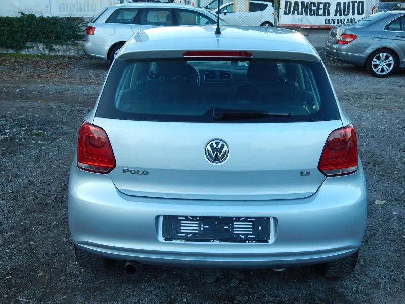 VW Polo 1.4i* АВТОМАТИК* 116000km.* , снимка 5 - Автомобили и джипове - 52791514