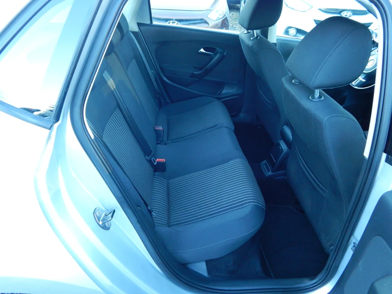 VW Polo 1.4i* АВТОМАТИК* 116000km.* , снимка 15 - Автомобили и джипове - 52791514
