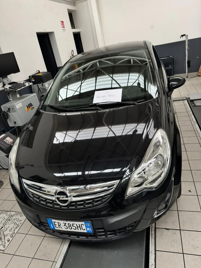 Opel Corsa 1.2 , снимка 17 - Автомобили и джипове - 53136152