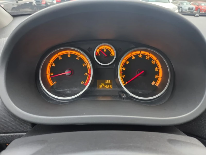Opel Corsa 1.2 , снимка 12 - Автомобили и джипове - 53136152