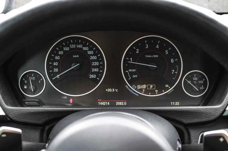 BMW 335 I * M-Package* * HeadUp* * AвтоКредит* (ЦЕНА ДО БГ, снимка 14 - Автомобили и джипове - 53151205