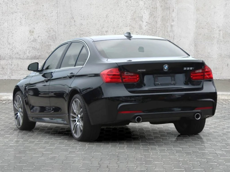 BMW 335 I * M-Package* * HeadUp* * AвтоКредит* (ЦЕНА ДО БГ, снимка 4 - Автомобили и джипове - 53151205