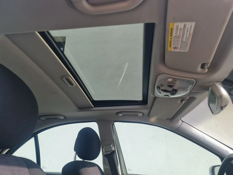 Mercedes-Benz C 180, снимка 9 - Автомобили и джипове - 53168439