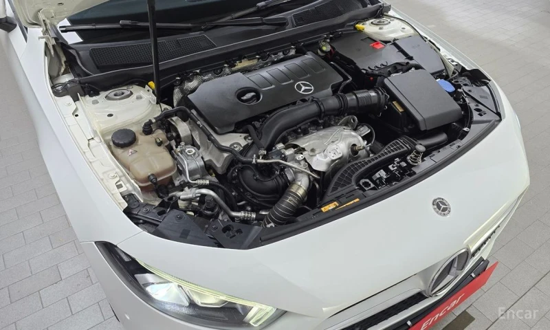 Mercedes-Benz A 220, снимка 6 - Автомобили и джипове - 53202064