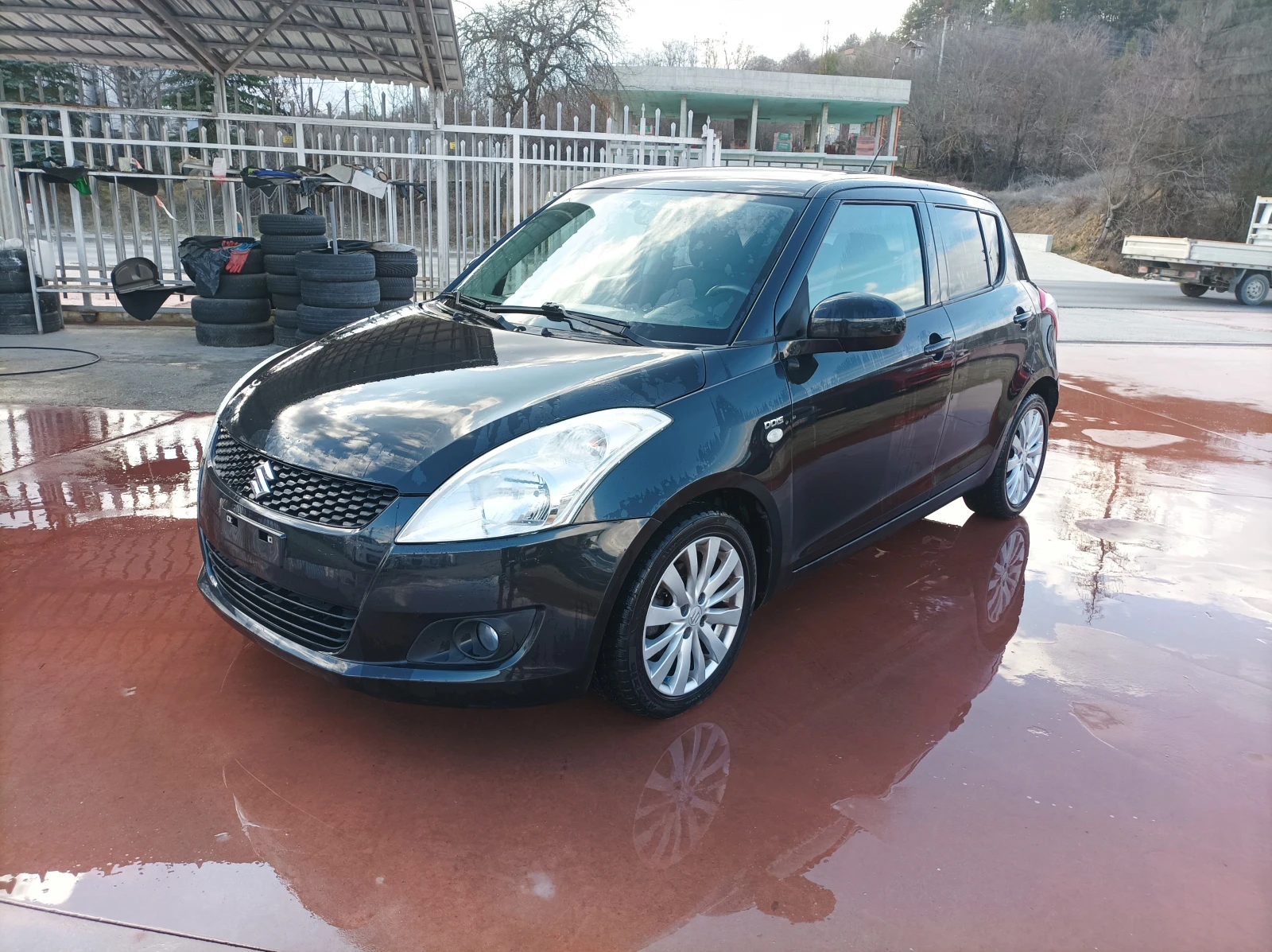 Suzuki Swift 1.3 D- EURO 5A/НА ЧАСТИ , снимка 1
