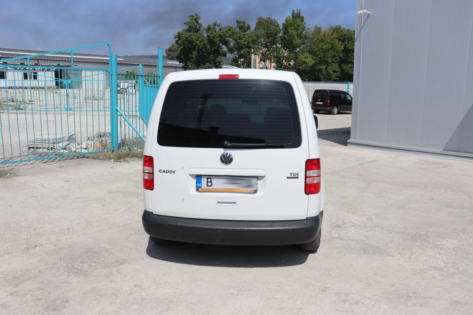 VW Caddy 1.6 TDI - изображение 3