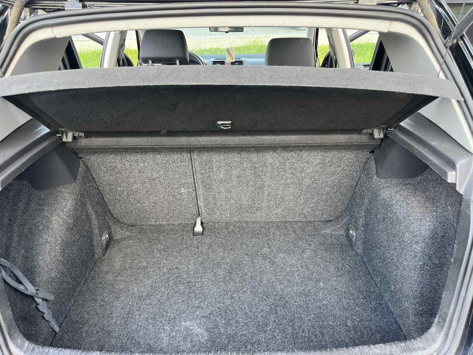 VW Golf 1.4I 90к EURO 4 КЛИМАТИК , снимка 14 - Автомобили и джипове - 49957206