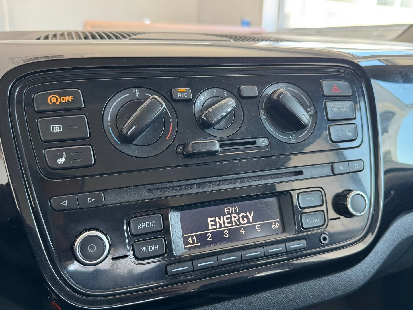 VW Up VW move up! 1.0 EcoFuel BMT - изображение 10