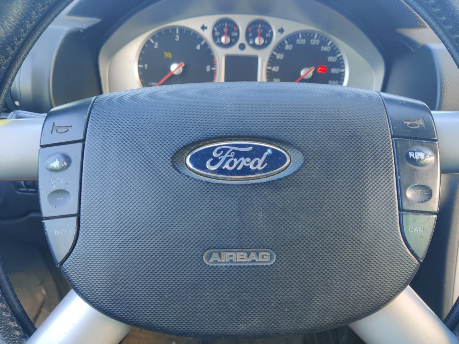 Ford Galaxy 1.9 TDI - изображение 4