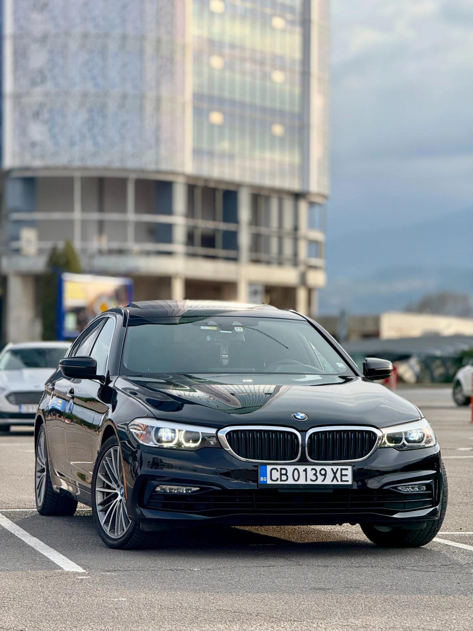 BMW 530E xDrive IPerformance Plug-in-Hybrid - изображение 6
