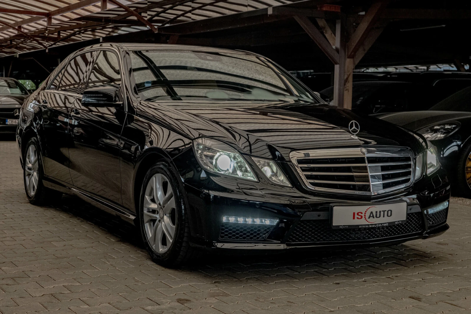 Mercedes-Benz E 250 AMG/4Matic/Distronik/Side Assist/Leader brown/BiXe - изображение 2