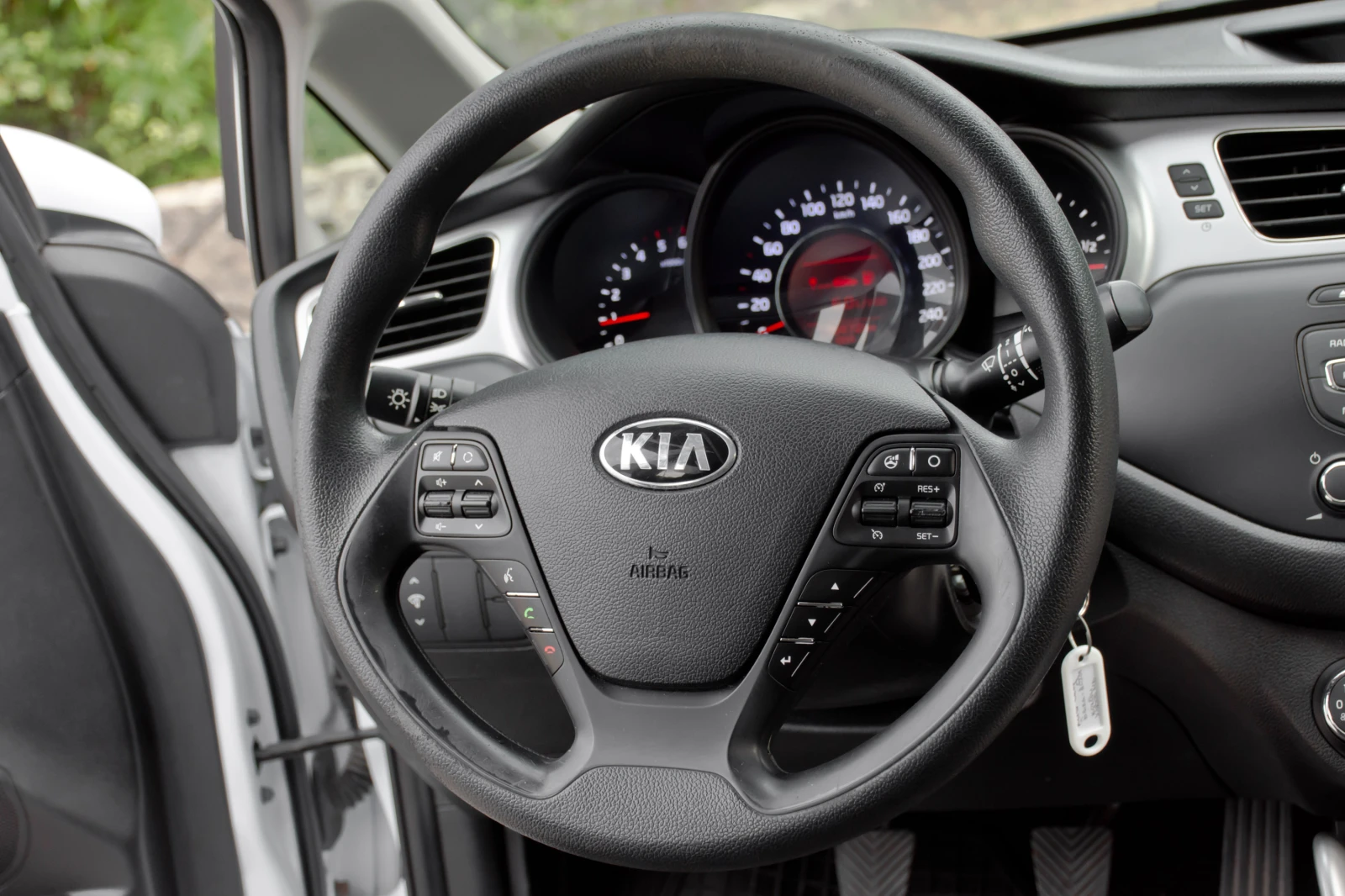 Kia Ceed 1.4D | Mobile.bg — изображение 14