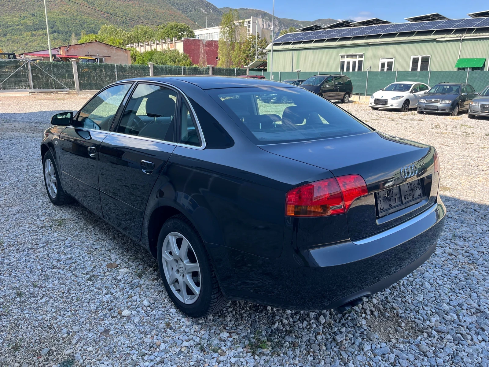 Audi A4 2.0TDI - изображение 5