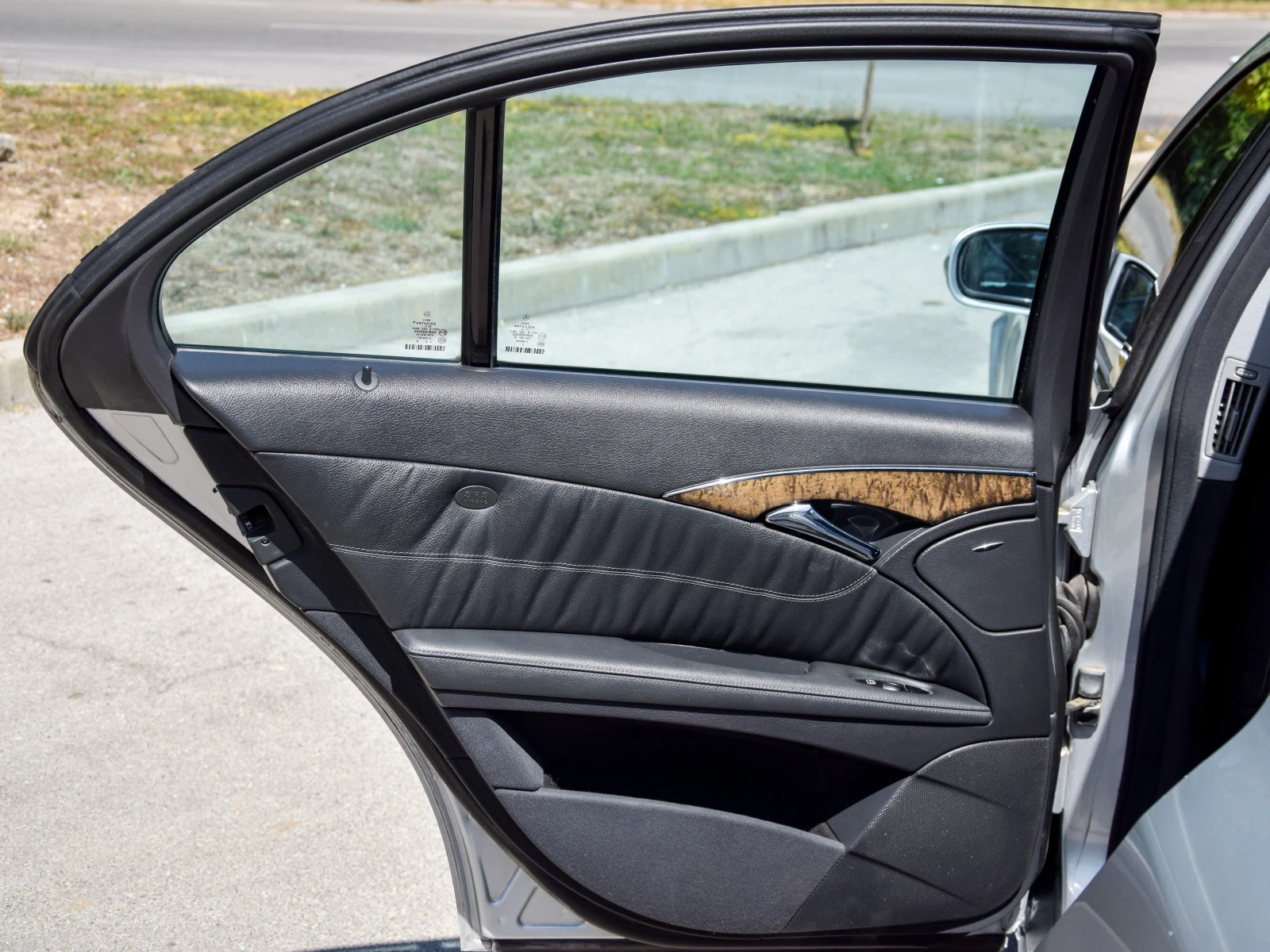 Mercedes-Benz E 320 | Mobile.bg   16