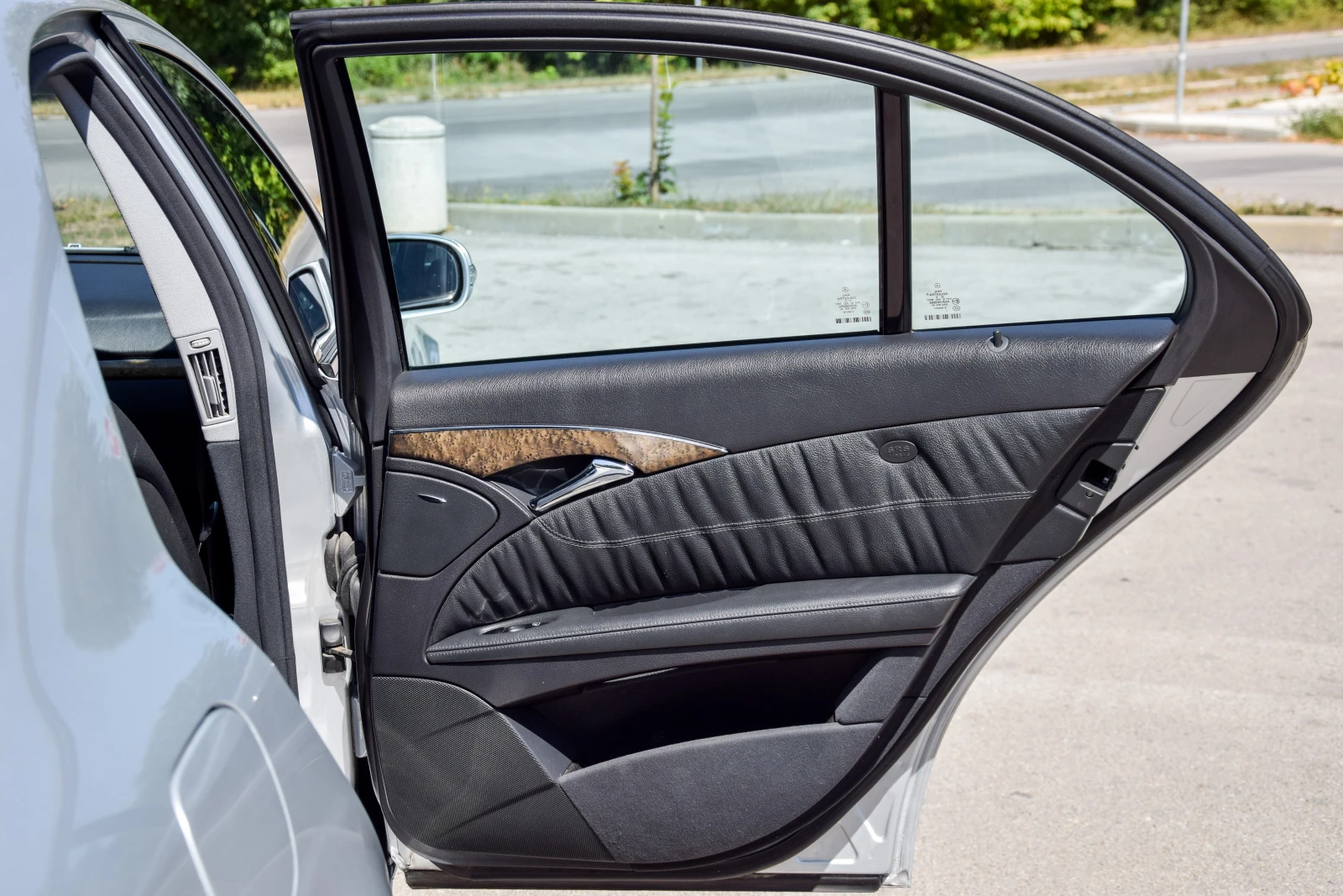 Mercedes-Benz E 320 | Mobile.bg   17