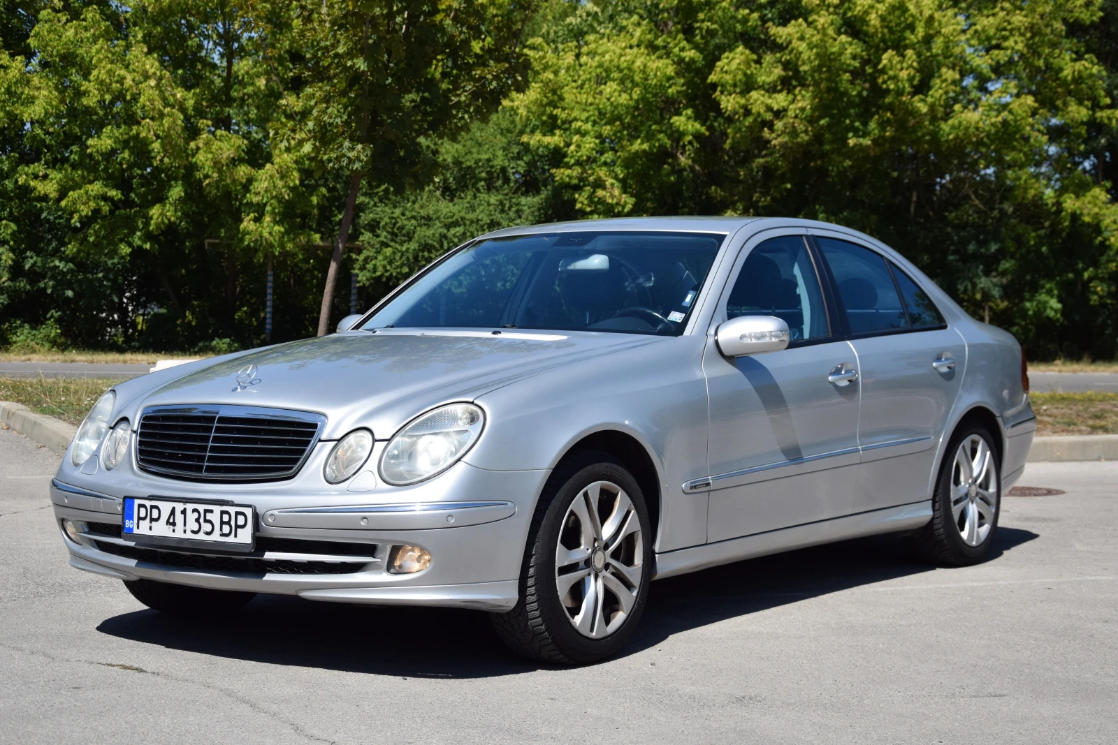 Mercedes-Benz E 320  - изображение 4