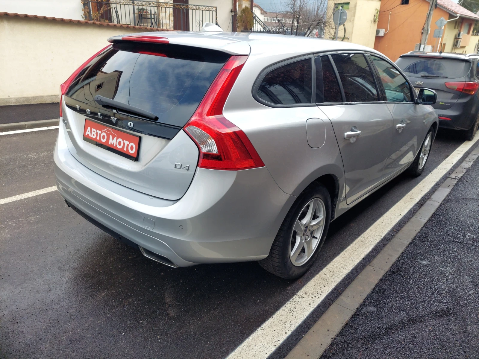 Volvo V60 2.0 d- D4 - изображение 4