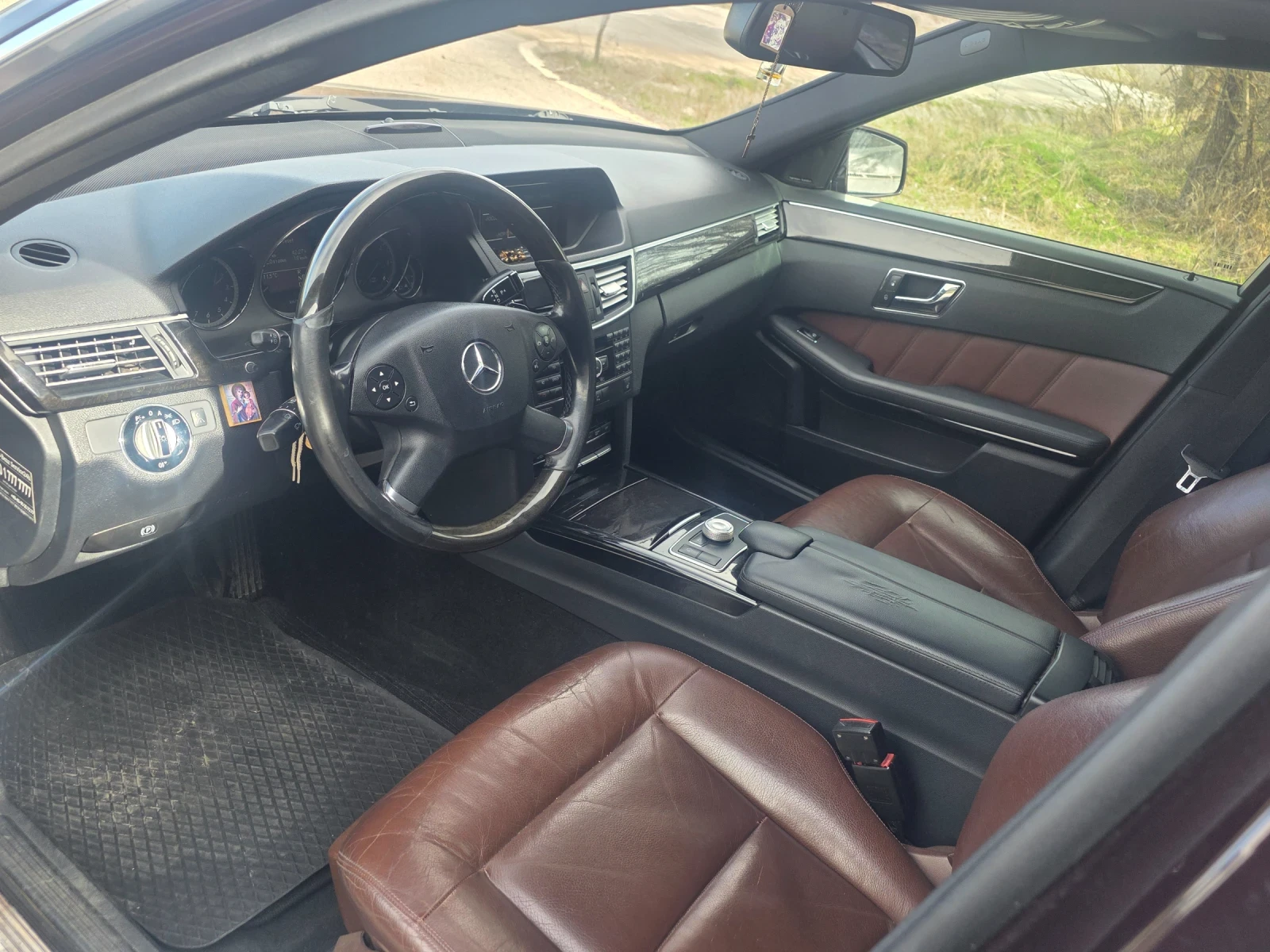 Mercedes-Benz E 350  - изображение 7