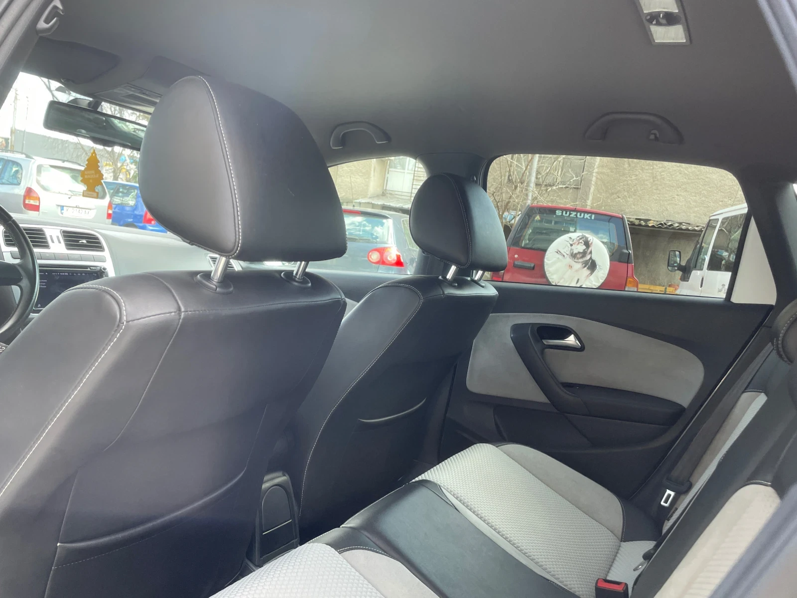 VW Polo CROSS 1.6TDi, снимка 6 - Автомобили и джипове - 54100897