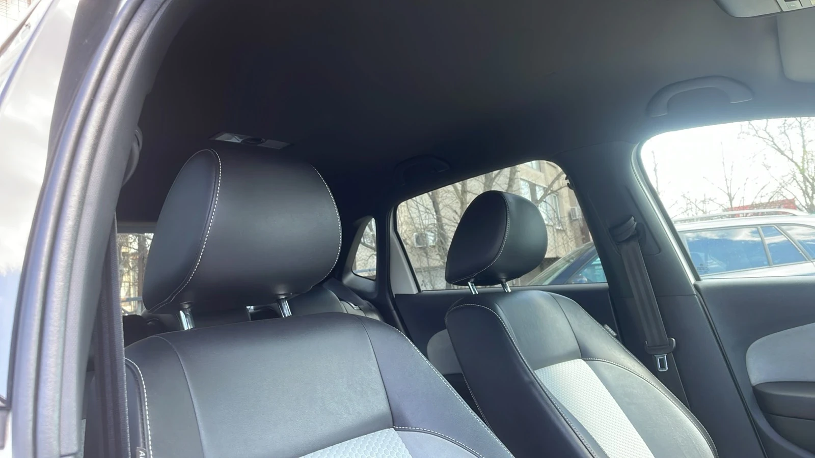 VW Polo URBAN WHITE CROSS , снимка 10 - Автомобили и джипове - 53700436