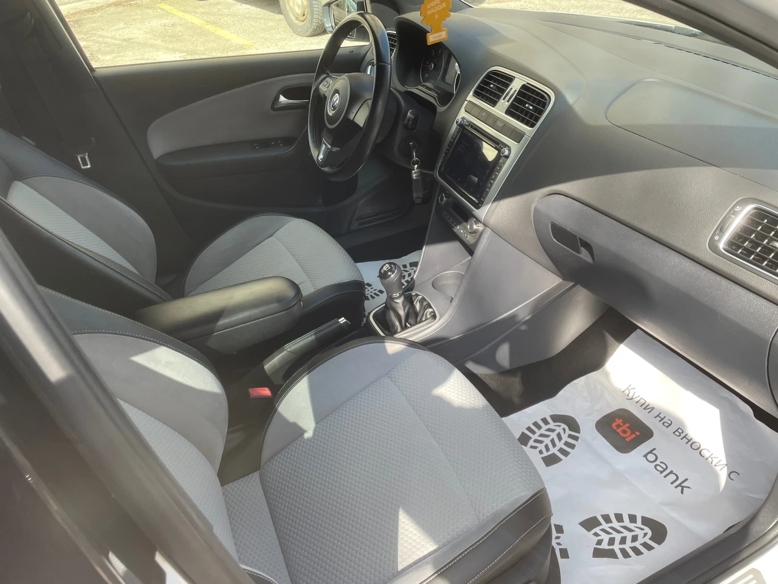 VW Polo CROSS 1.6TDi, снимка 5 - Автомобили и джипове - 54100897