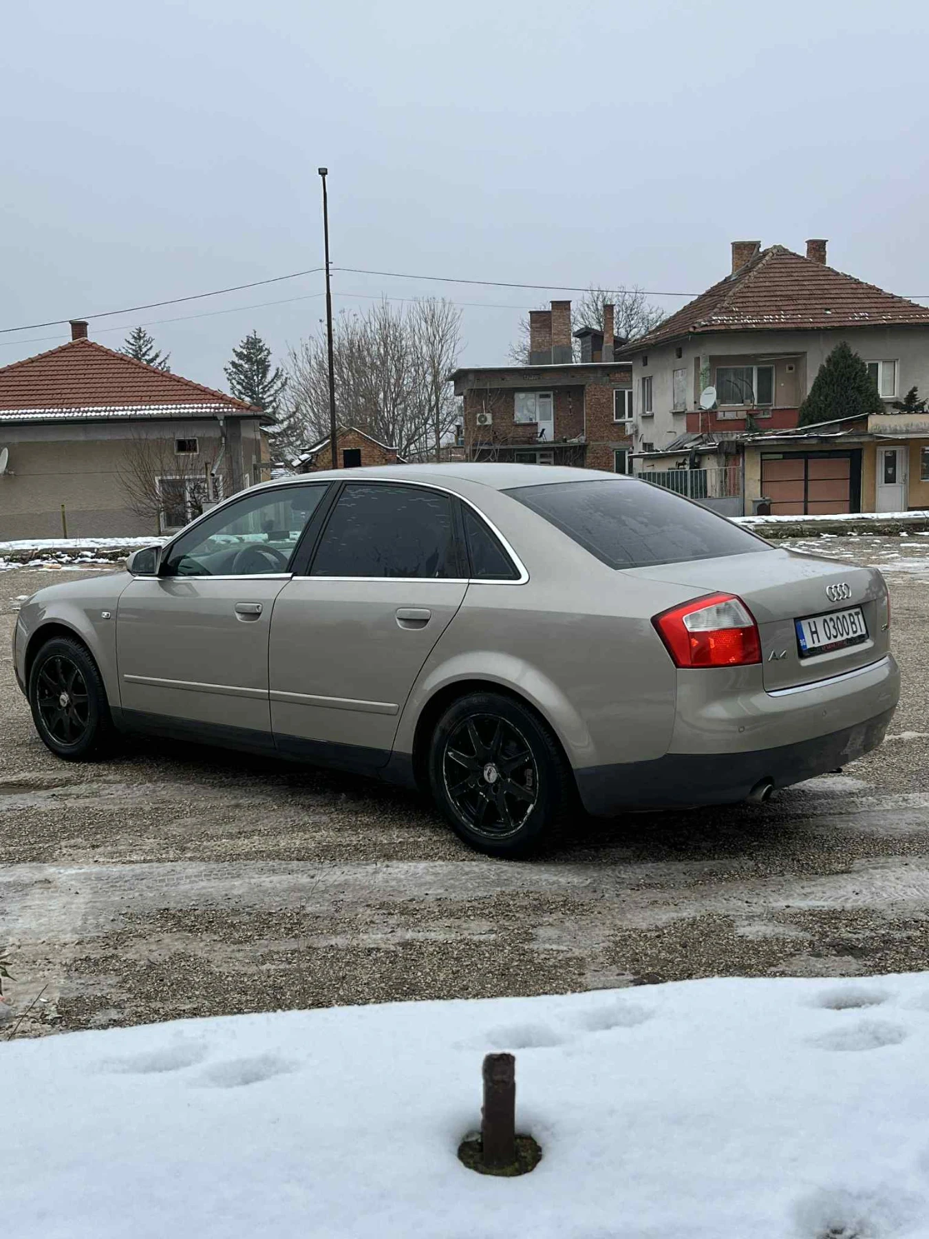 Audi A4 2.0 131 кс газ бензин 2002 г - изображение 4