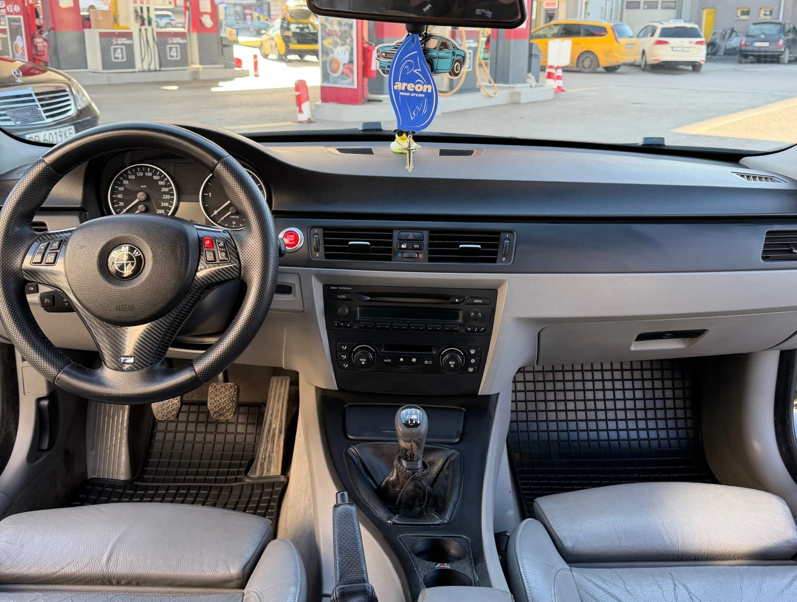 BMW 320  - изображение 10