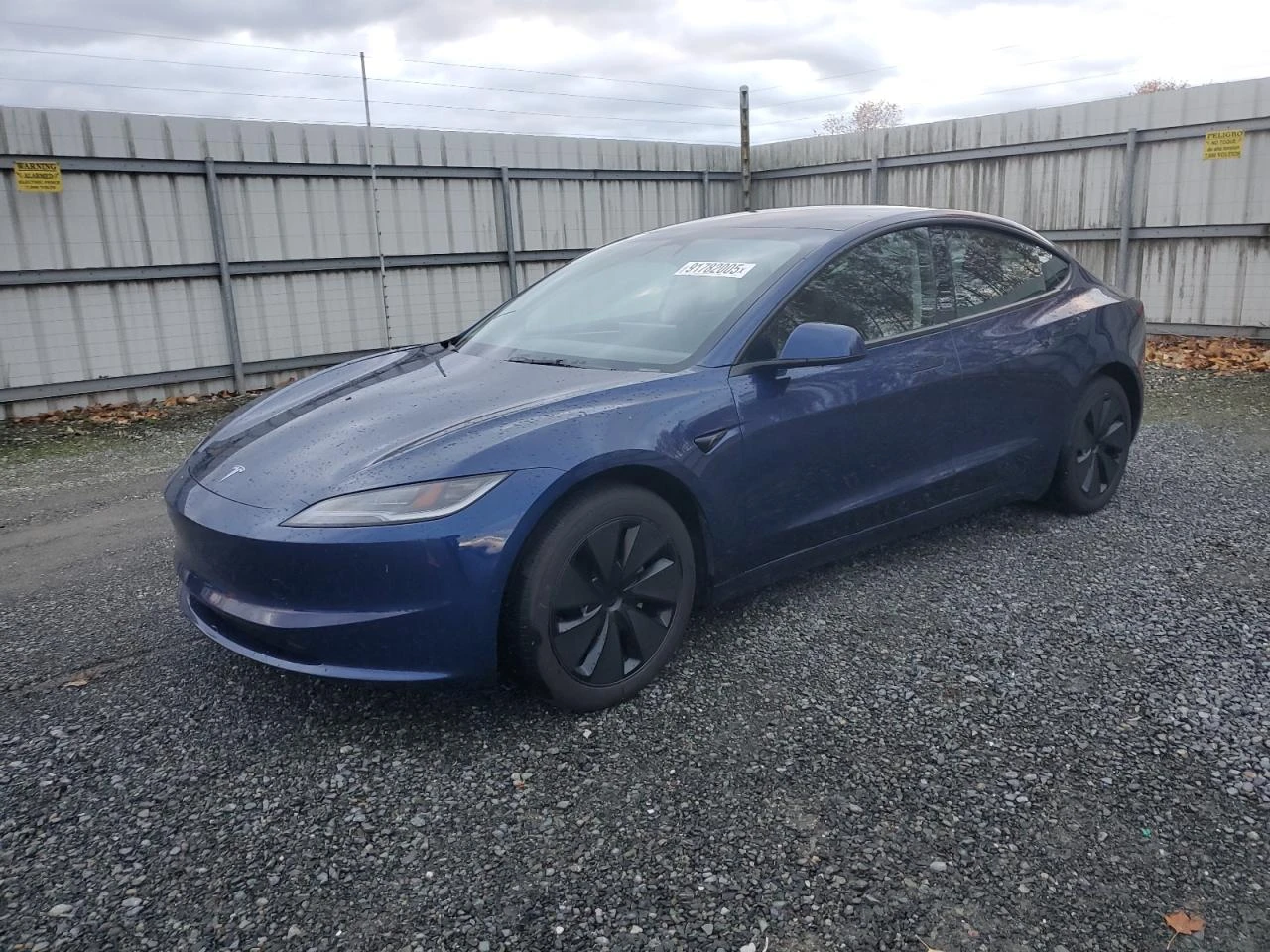 Tesla Model 3  - изображение 3