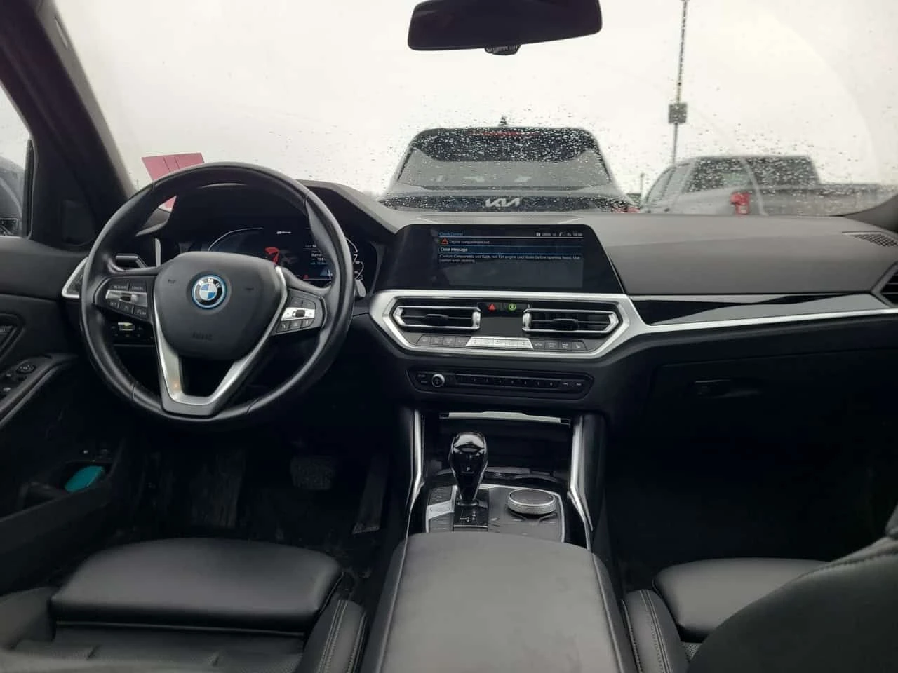 BMW 330 E XDRIVE /CAMERA/PANO/NAVI, снимка 10 - Автомобили и джипове - 53947808