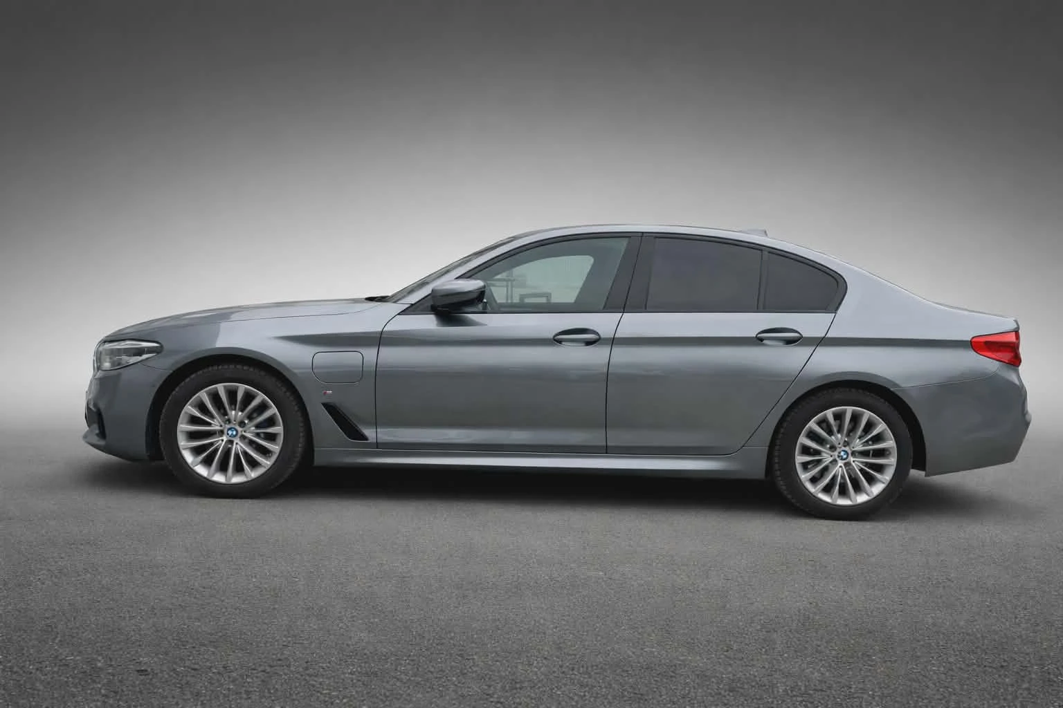 BMW 530E | Mobile.bg � ����������� 6