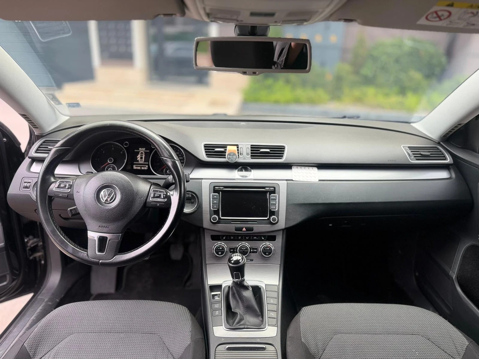 VW Passat, снимка 11 - Автомобили и джипове - 54150262