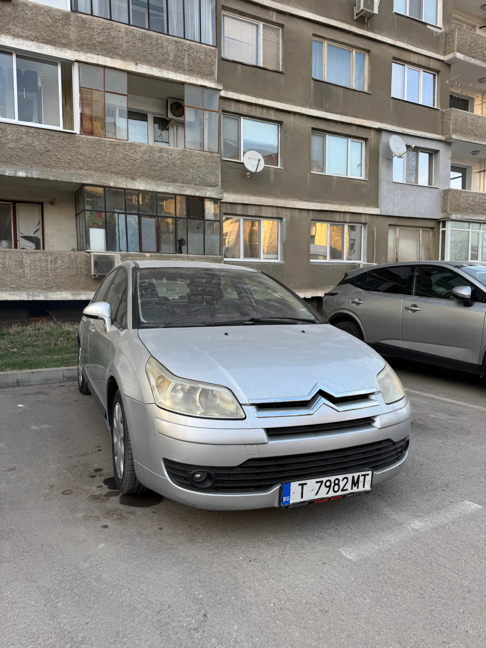 Citroen C4, снимка 2 - Автомобили и джипове - 54259757