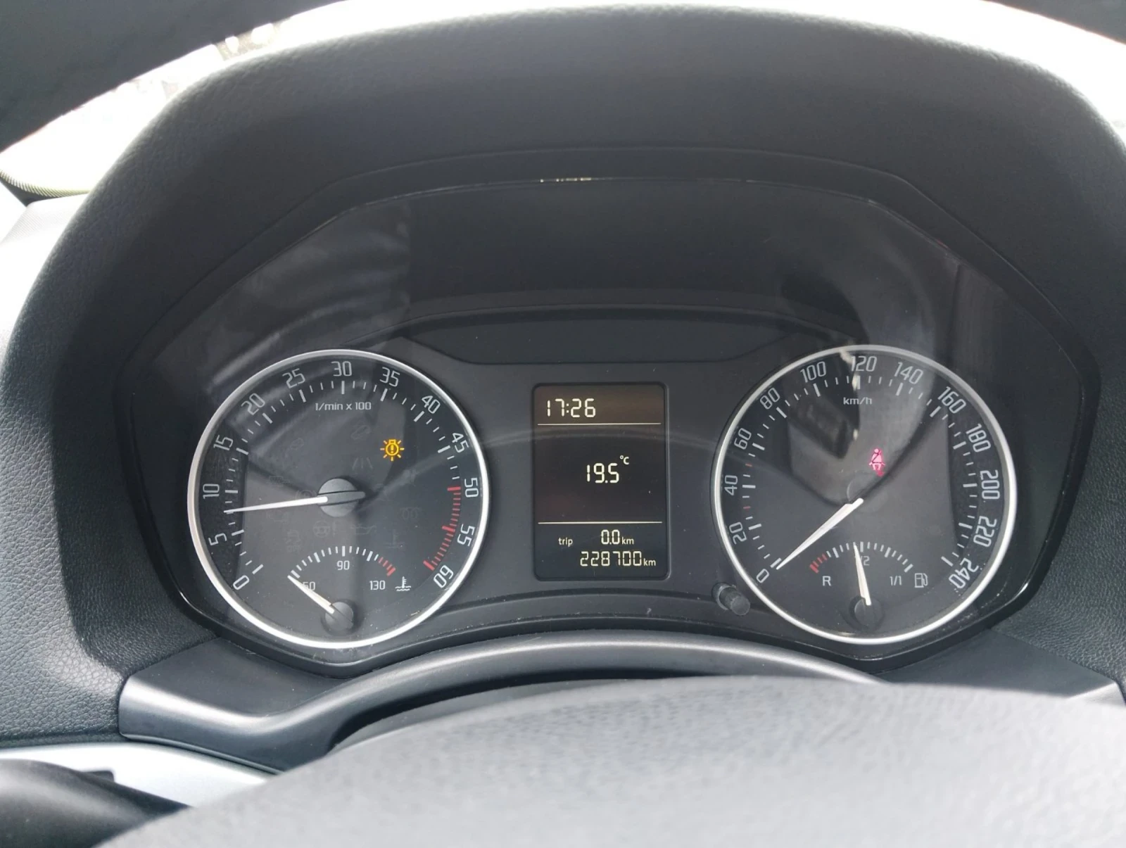 Skoda Octavia 2.0 | Mobile.bg � ����������� 14