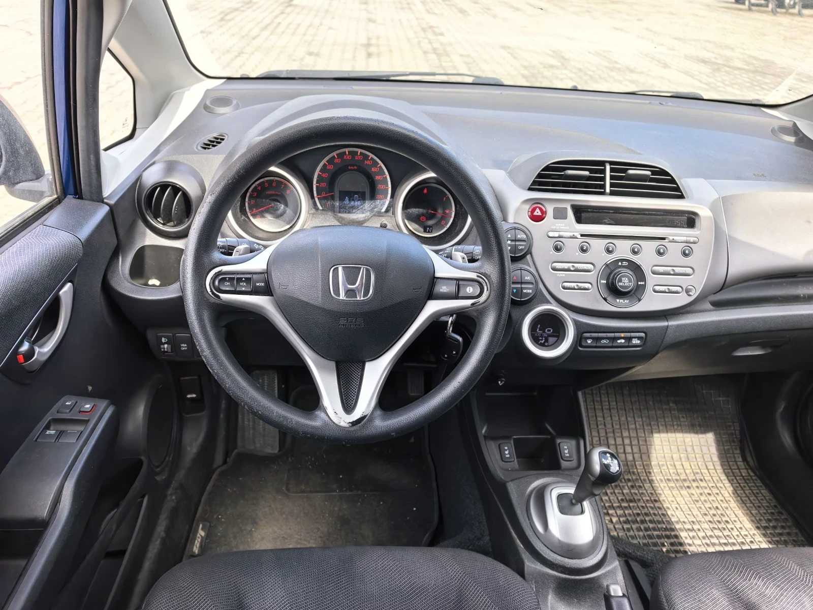 Honda Jazz ��������� 1.4i 99�� | Mobile.bg � ����������� 13