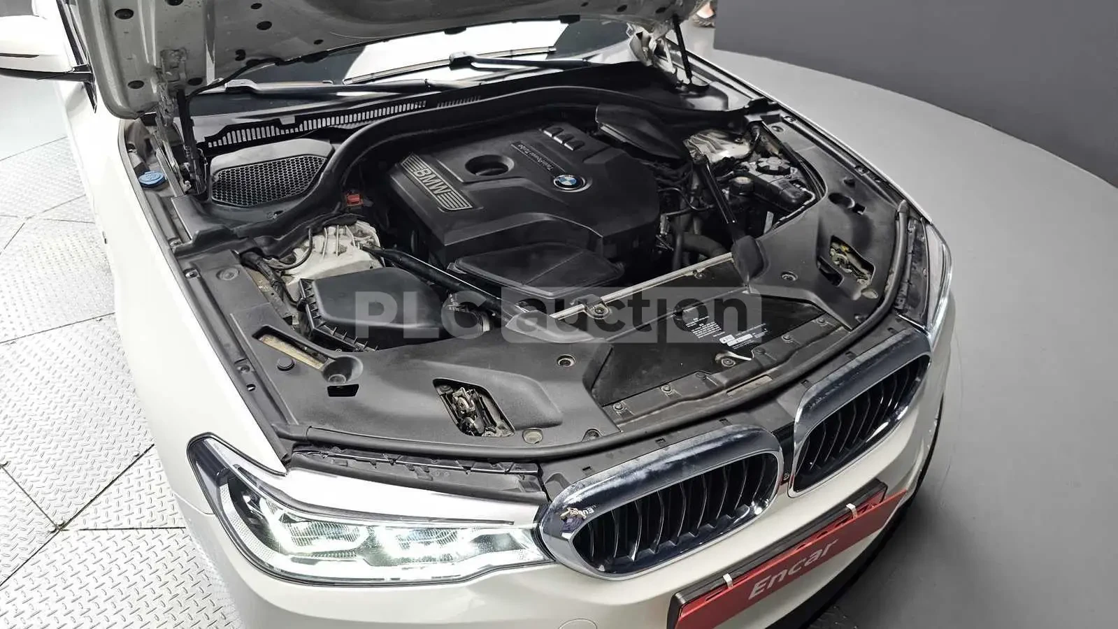 BMW 530 XDRIVE HEAD UP/360#PANO# #УНИКАТ# !FULL!, снимка 5 - Автомобили и джипове - 55187737
