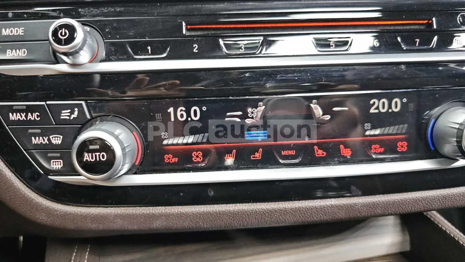 BMW 530 XDRIVE HEAD UP/360#PANO# #УНИКАТ# !FULL!, снимка 13 - Автомобили и джипове - 55187737
