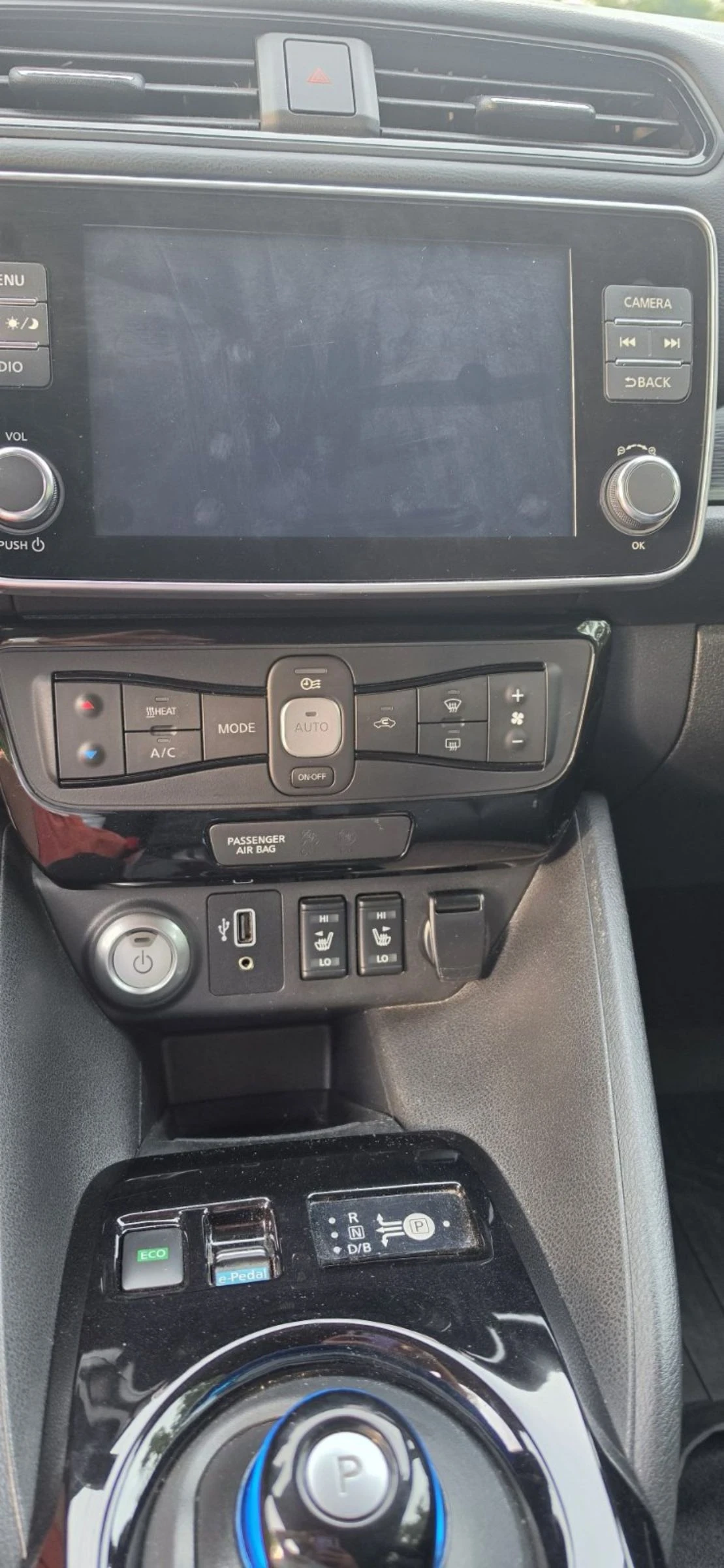 Nissan Leaf  64Wh BOSSE KAMERA 360, снимка 11 - Автомобили и джипове - 55320275