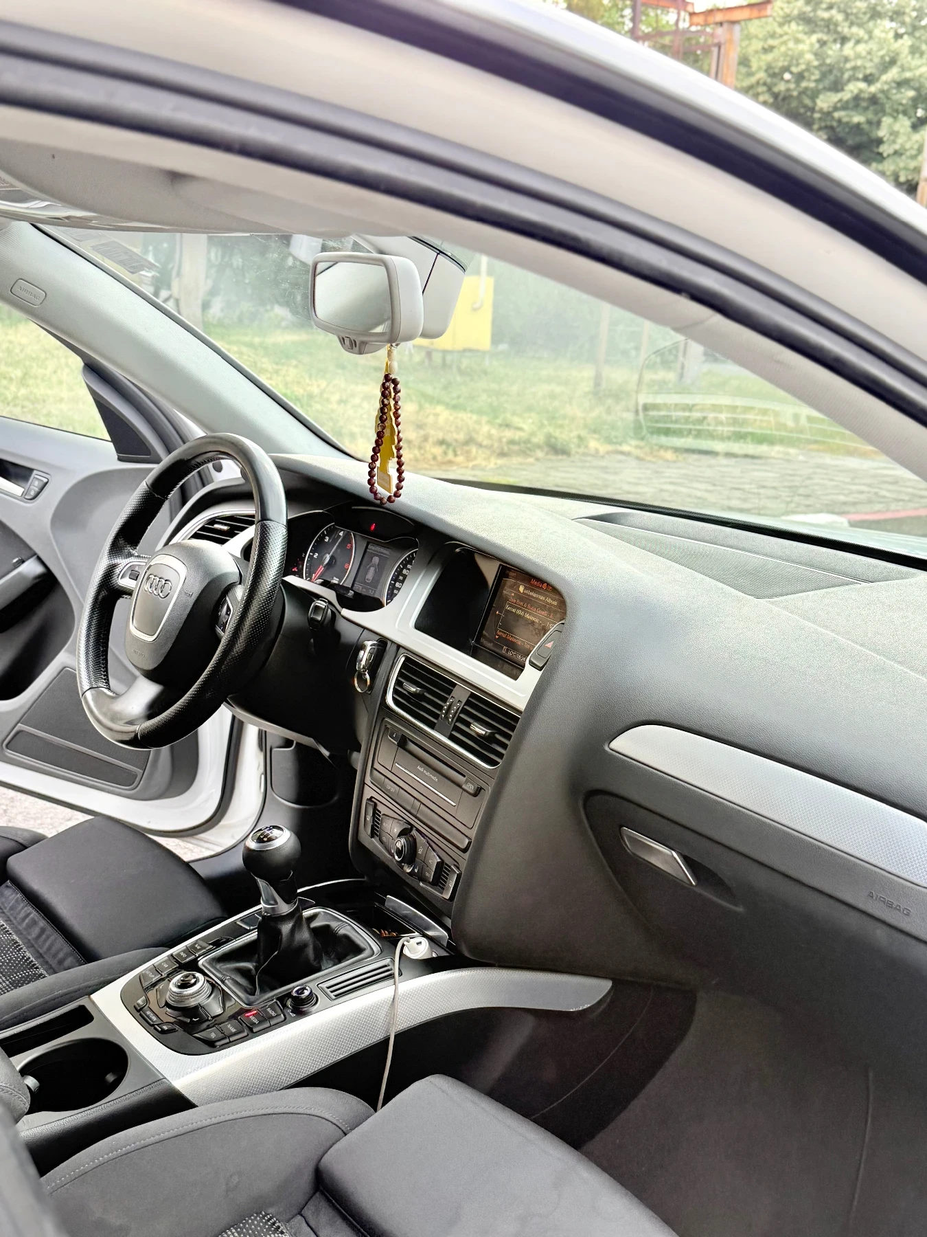 Audi A4 2.7, снимка 11 - Автомобили и джипове - 55593514