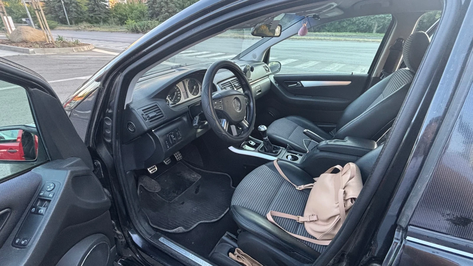 Mercedes-Benz B 170