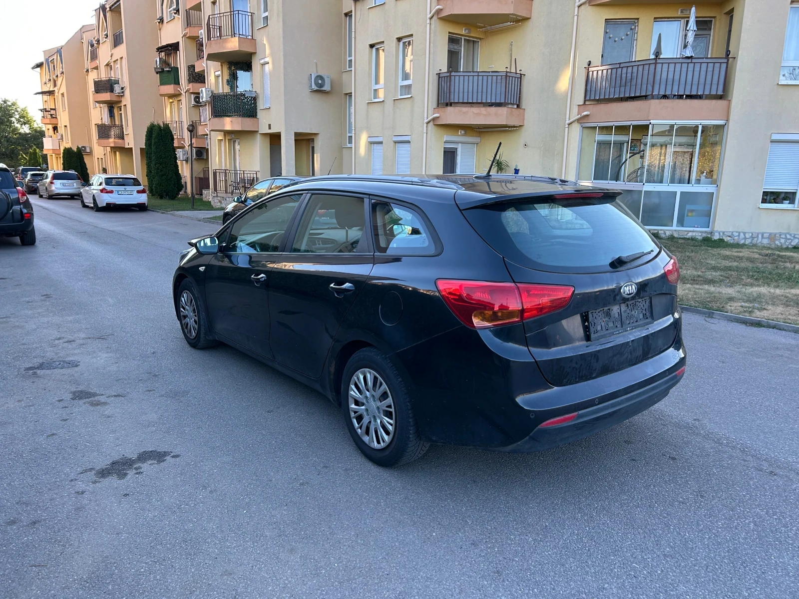 Kia Ceed 1.4crdi 90ks, снимка 5 - Автомобили и джипове - 55952897