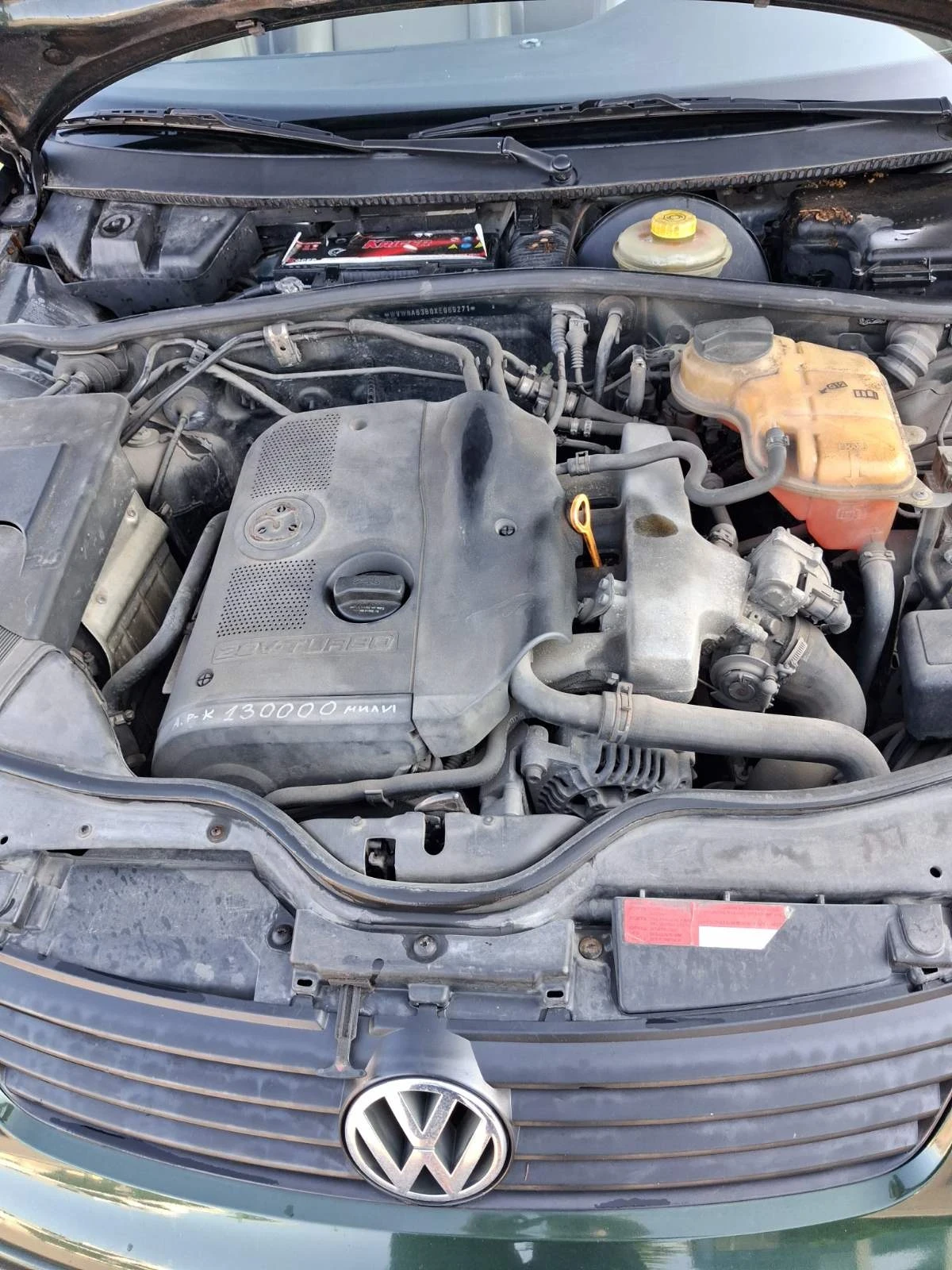 VW Passat 1.8 t, снимка 7 - Автомобили и джипове - 55972077