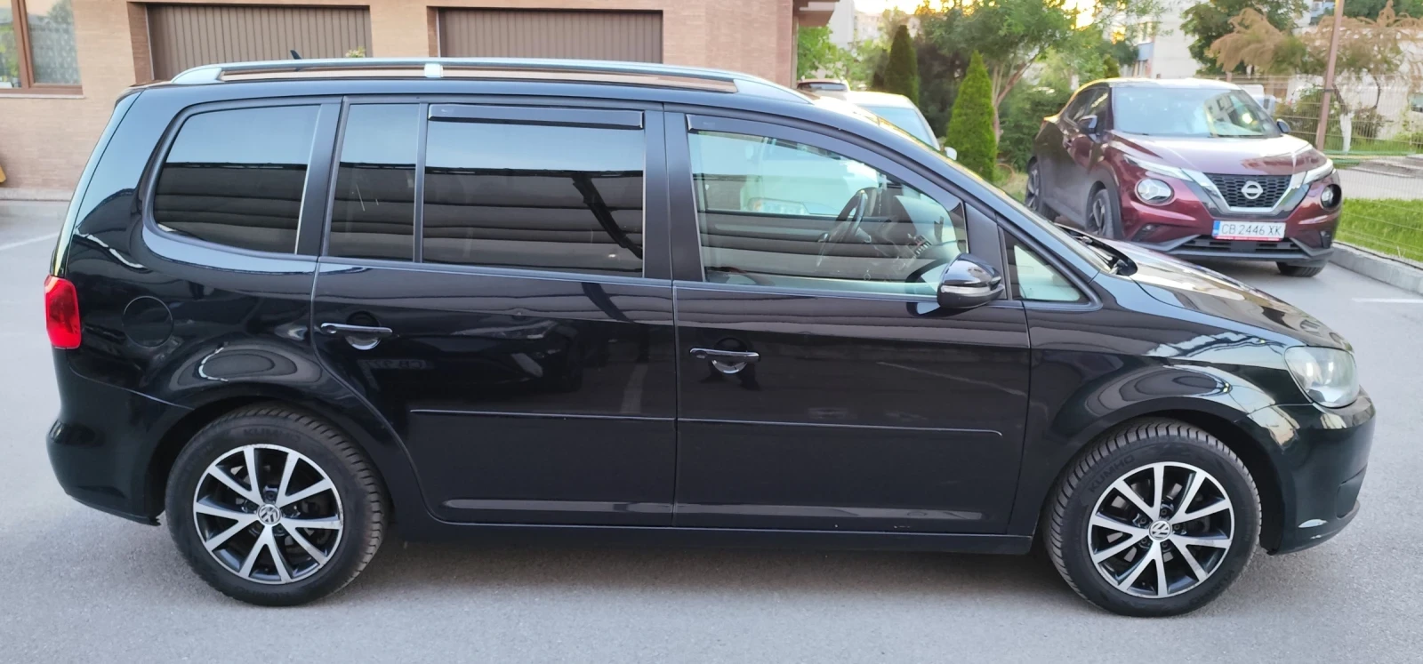 VW Touran, снимка 4 - Автомобили и джипове - 56040819